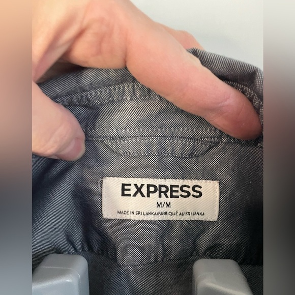 Express Gray Button-Up Shirt size medium - Picture 5 of 11